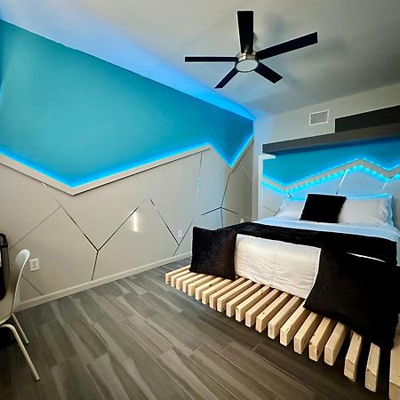Eagle Stay Dainty Studio Eagle Pass Bagian luar foto