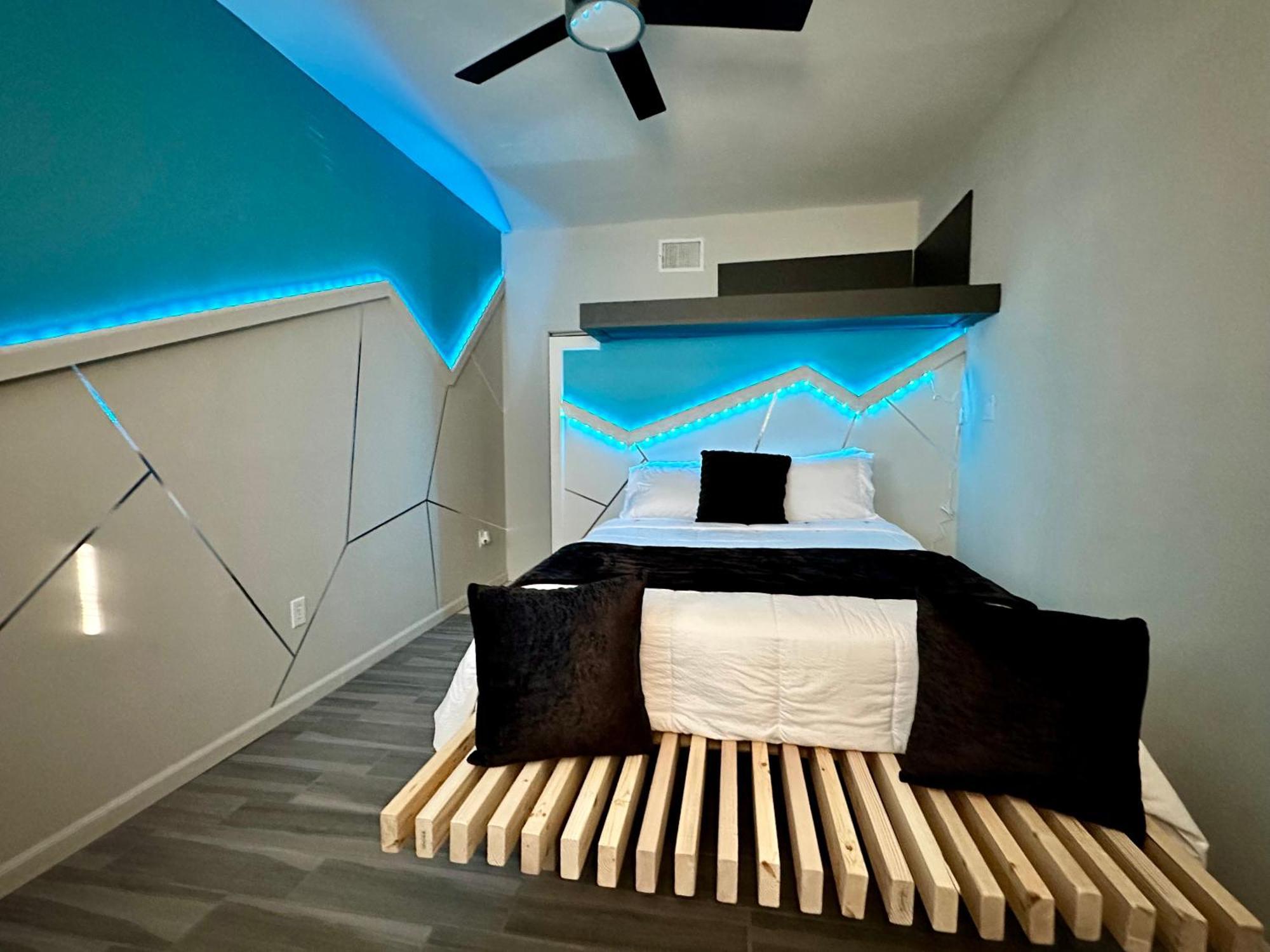 Eagle Stay Dainty Studio Eagle Pass Bagian luar foto